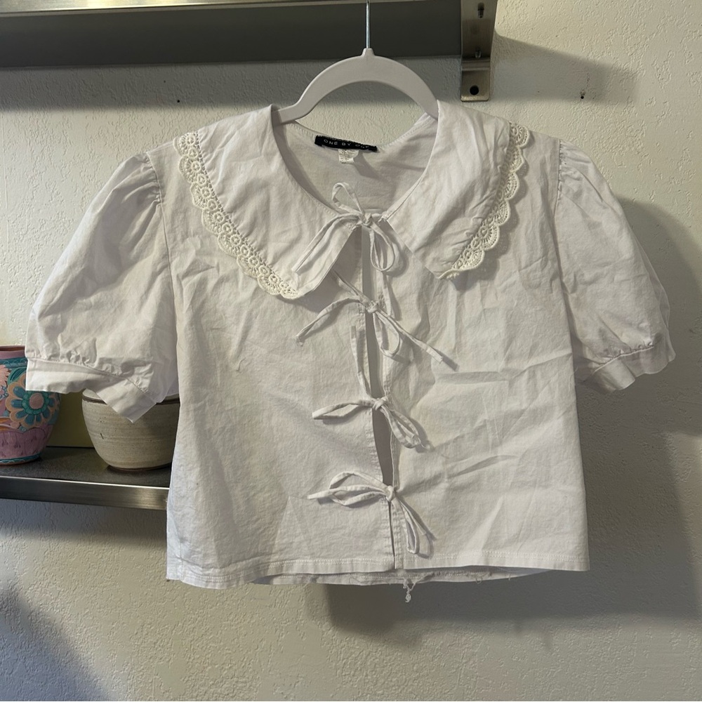 Ganni inspired puff sleeve front tie shirt